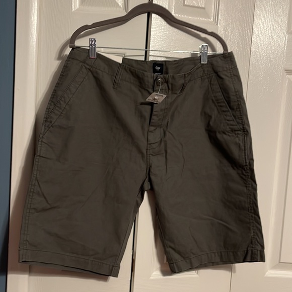 GAP men’s 100% cotton shorts in dark grey size 35 NWT - Picture 5 of 9